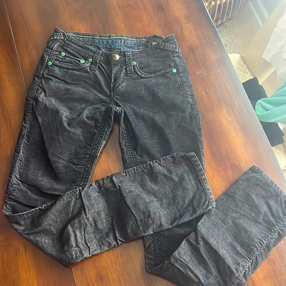 Vintage Stitches Corduroy/Denim blend low rise skinny jeans. Size 26. Like new.